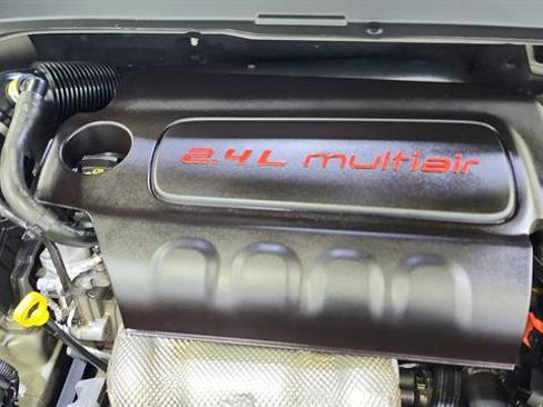 Used 2017 Jeep Renegade Sport w/ Power & Air Group FWD image 35