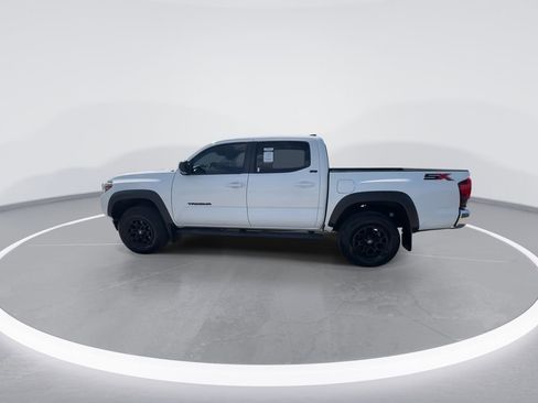 Used 2023 Toyota Tacoma SR5 w/ SX Package AWD/4WD image 5