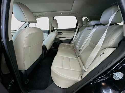 Used 2023 Nissan Rogue SL AWD/4WD image 29