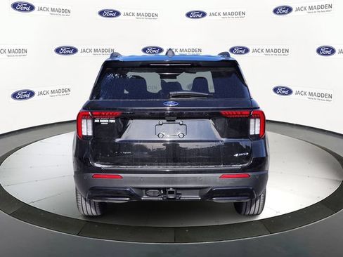 New 2026 Ford Explorer ST-Line w/ ST-Line Street Pack AWD/4WD image 4