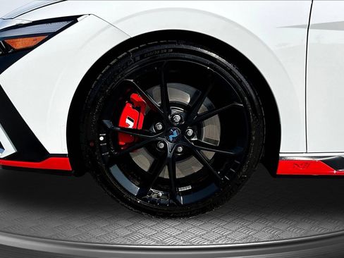 New 2026 Hyundai Elantra N FWD image 17