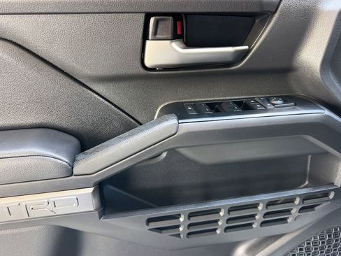 Certified 2025 Toyota Tacoma TRD Sport AWD/4WD image 13