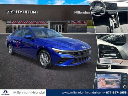 Certified 2025 Hyundai Elantra SE