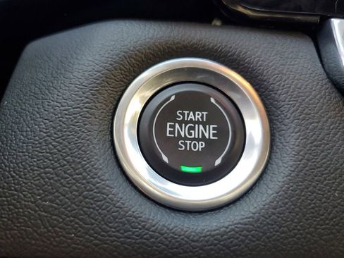 Used 2023 Chevrolet Colorado LT image 26