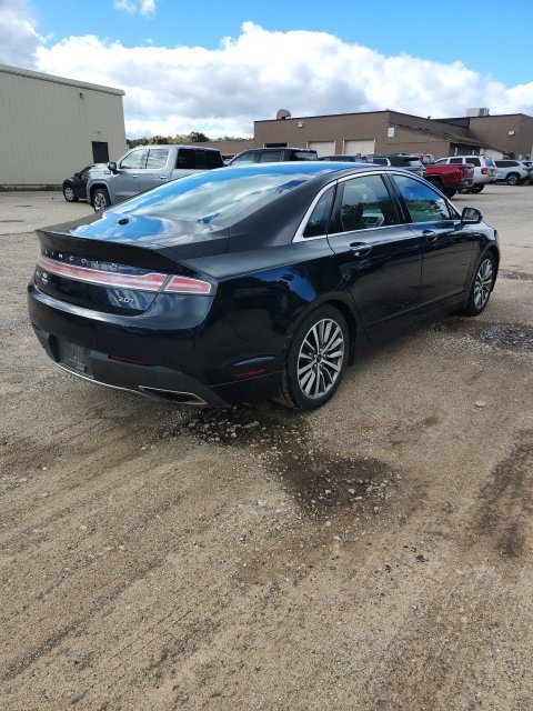 Used 2020 Lincoln MKZ FWD image 3