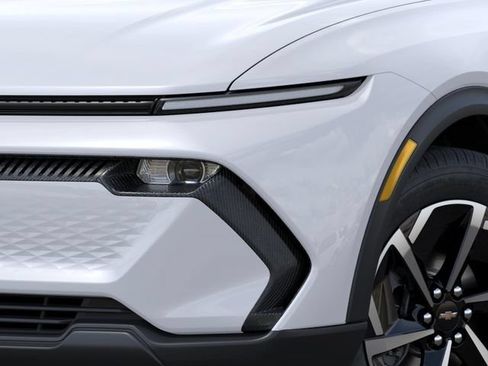 New 2026 Chevrolet Equinox EV LT FWD image 10