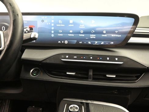 New 2026 Buick Enclave Sport Touring image 12