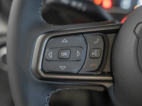 New 2025 Jeep Wrangler Unlimited Rubicon w/ Steel Bumper Group image 29