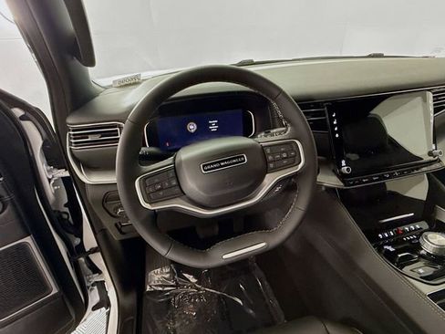 New 2026 Jeep Grand Wagoneer 4WD image 11