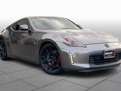 Used 2016 Nissan 370Z Sport image 3