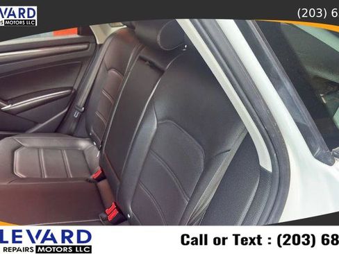 Used 2020 Volkswagen Passat 2.0T R-Line FWD image 32