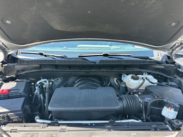 Used 2025 Chevrolet Tahoe Premier AWD/4WD image 29