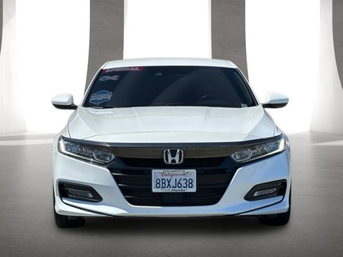 Used 2018 Honda Accord Sport image 9