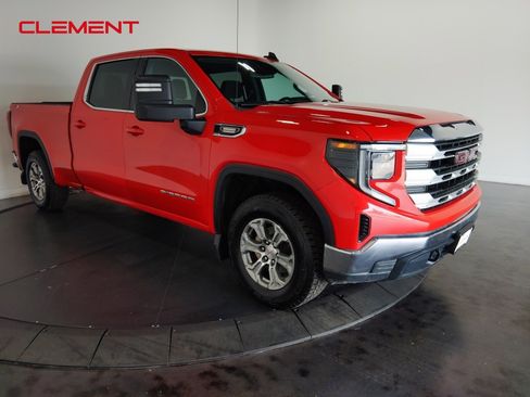 Used 2023 GMC Sierra 1500 SLE image 3