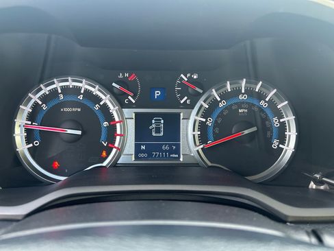 Used 2017 Toyota 4Runner Limited AWD/4WD image 16