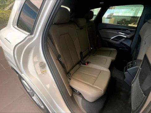 Used 2025 Audi Q5 Premium Plus image 20