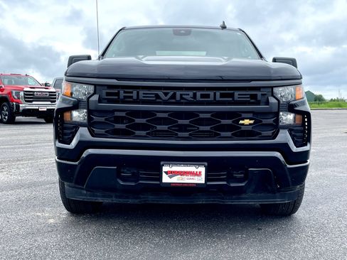 Certified 2024 Chevrolet Silverado 1500 Custom AWD/4WD image 9