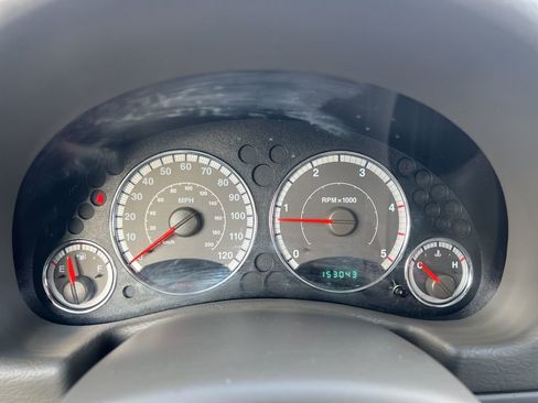 Used 2005 Jeep Liberty Limited w/ Trailer Tow Group image 15