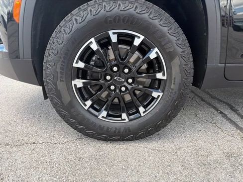 Used 2024 Chevrolet Traverse Z71 w/ LPO, Floor Liner Package AWD/4WD image 10