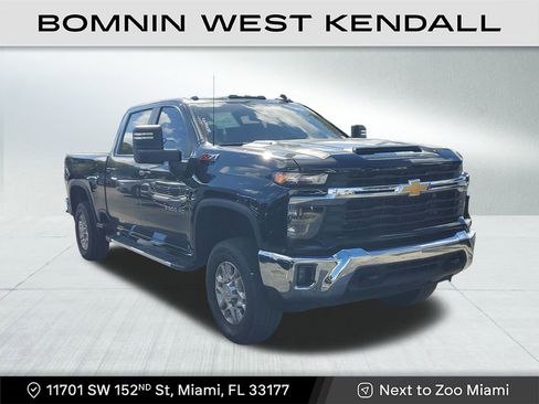 Used 2024 Chevrolet Silverado 2500 LT w/ Convenience Package image 1
