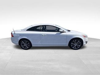 Used 2013 Volvo C70 T5 FWD video 2