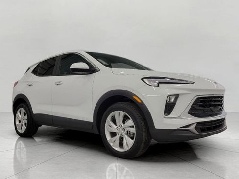 Used 2025 Buick Encore GX Preferred image 1