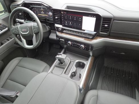 New 2026 GMC Sierra 1500 Elevation w/ Elevation Premium Package AWD/4WD image 28