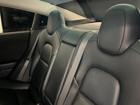 Used 2018 Tesla Model 3 Long Range RWD image 20