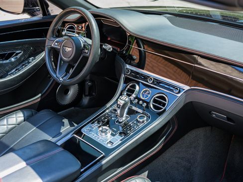 Used 2020 Bentley Continental GT AWD/4WD image 33