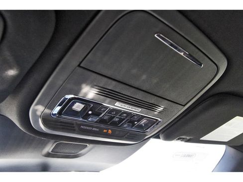 Used 2025 Lincoln Aviator Reserve w/ Jet Appearance Package RWD image 25
