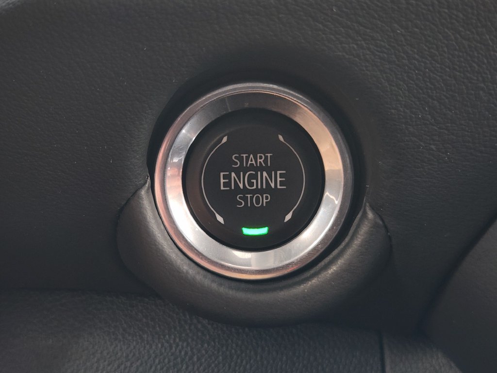 Used 2025 Chevrolet Suburban Z71 AWD/4WD image 22