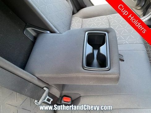 Used 2021 Toyota RAV4 XLE AWD/4WD image 36