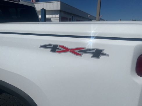 Used 2024 Chevrolet Silverado 2500 High Country image 12