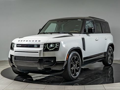 Used 2024 Land Rover Defender 110 X-Dynamic SE AWD/4WD image 1