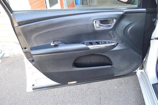 Used 2014 Toyota Avalon Limited FWD image 31