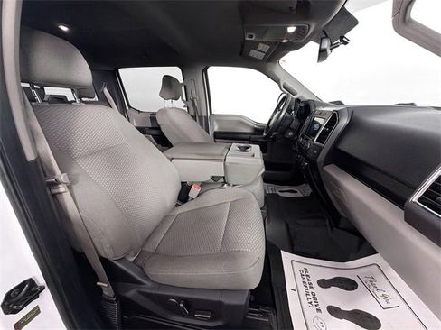 Used 2016 Ford F150 XLT w/ Equipment Group 302A Luxury image 28