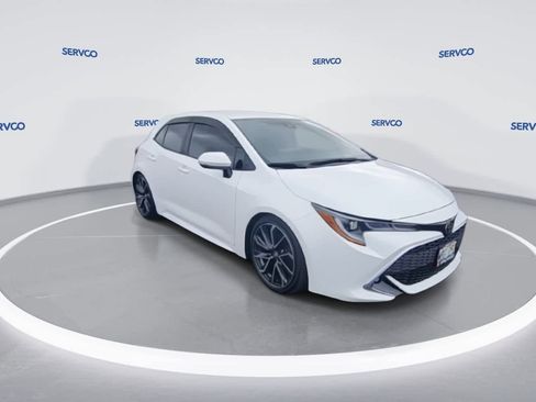 Used 2020 Toyota Corolla XSE image 3