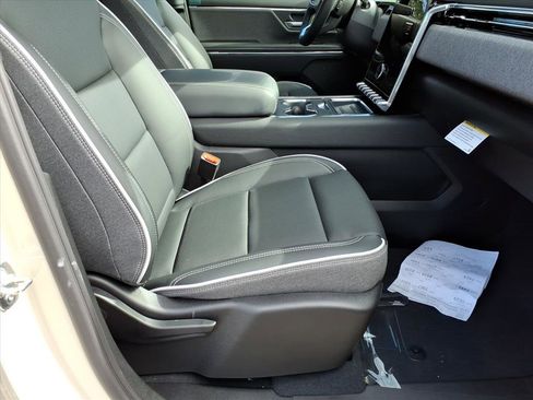 New 2026 GMC Sierra EV Elevation image 9