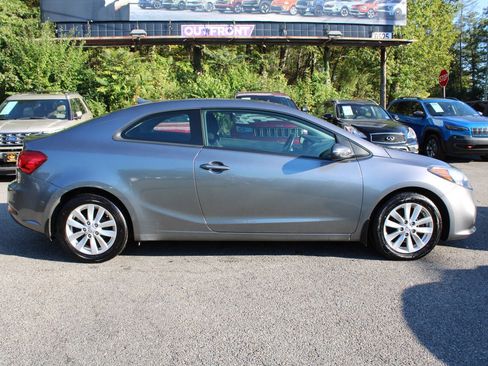 Used 2015 Kia Forte Koup EX FWD image 6