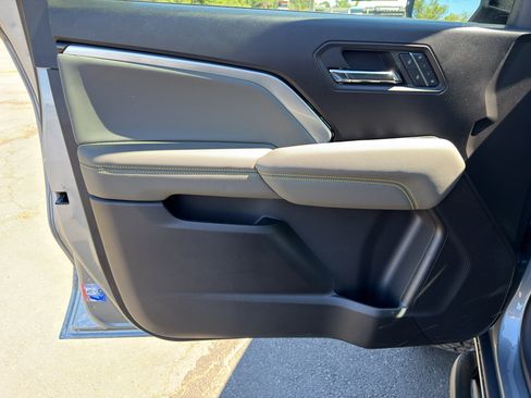 New 2026 Chevrolet Colorado ZR2 w/ Technology Package AWD/4WD image 20