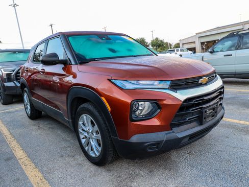 Used 2021 Chevrolet TrailBlazer LS FWD image 6