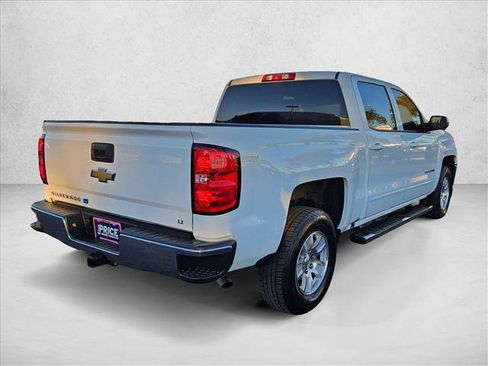 Used 2018 Chevrolet Silverado 1500 LT w/ LT Eassist Package image 5