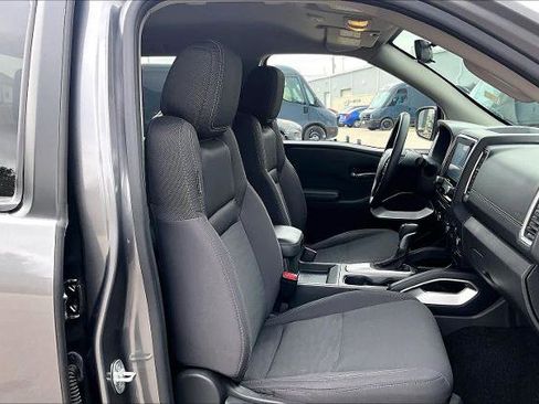 Certified 2023 Nissan Frontier SV image 8