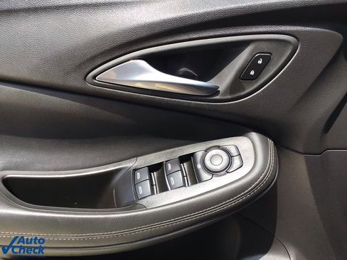 Used 2023 Buick Encore GX Select w/ Safety Package II image 19