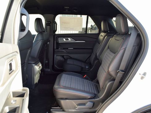 New 2026 Ford Explorer ST-Line w/ ST-Line Street Pack image 20