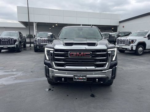 New 2026 GMC Sierra 2500 SLT w/ SLT Premium Package AWD/4WD image 2