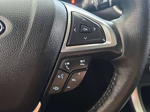 Used 2023 Ford Edge SEL AWD/4WD image 18