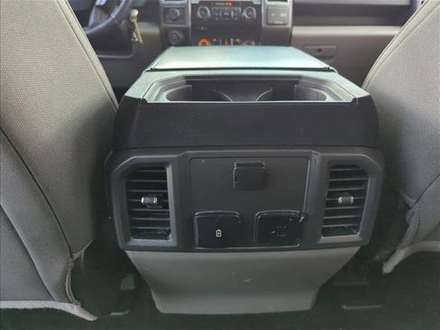 Used 2017 Ford F150 XLT w/ Equipment Group 302A Luxury image 19