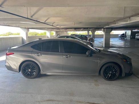 Used 2026 Toyota Camry SE w/ Convenience Package FWD image 2