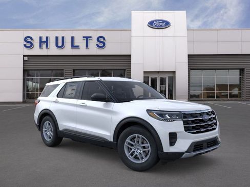 New 2026 Ford Explorer Active image 7